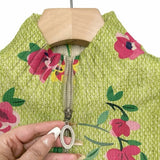 Elke - Green vest with floral pattern