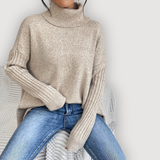 Lorena – Cozy Turtleneck Jumper