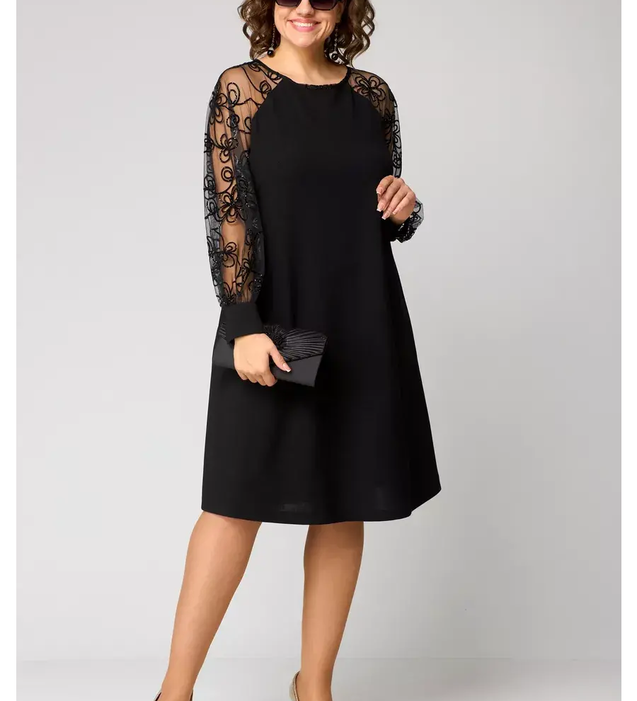 Regina - Classic Midi Dress